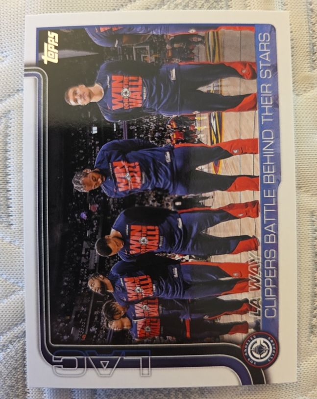 2025 Topps Flagship #292 LA Way Clippers Battle Behind Their Stars — front