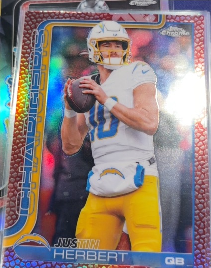 2025 Topps Chrome #158 Justin Herbert — front