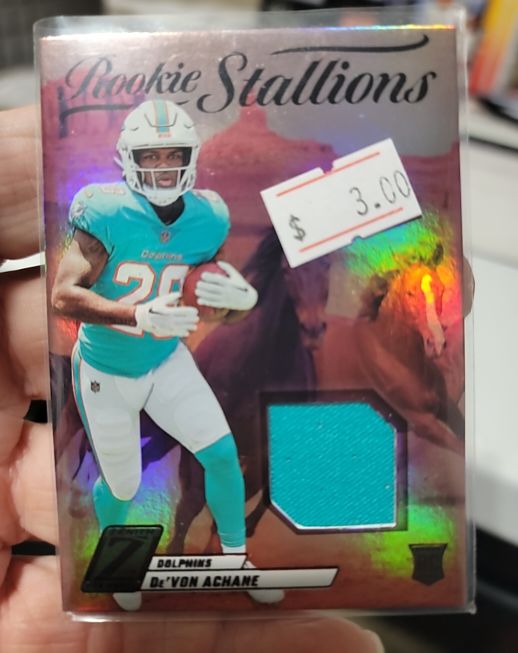 2023 Panini Zenith Rookie Stallions #RS-DVE De'Von Achane — front