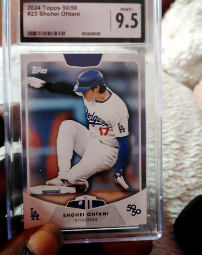 2024 Topps 50/50 #23 Shohei Ohtani — front
