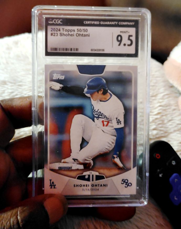 2024 Topps 50/50 #23 Shohei Ohtani — front