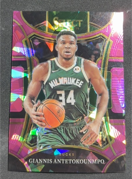 2023-24 Panini Select #341 Giannis Antetokounmpo — front