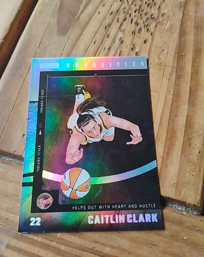 2025 Panini Caitlin Clark Chronicled #40 Indiana Fever — front