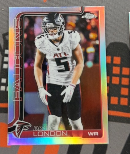2025 Topps Chrome #12 Drake London — front
