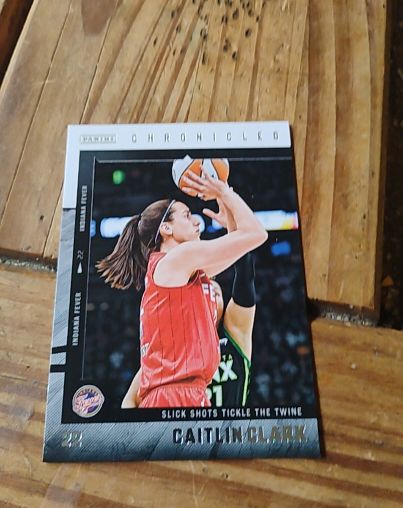 2025 Panini Chronicled #45 Caitlin Clark — front