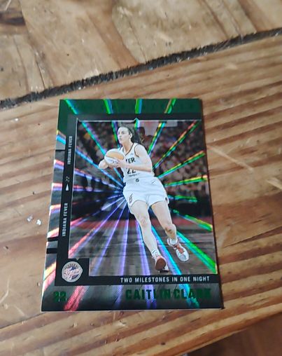 2025 Panini Chronicled #22 Caitlin Clark — front