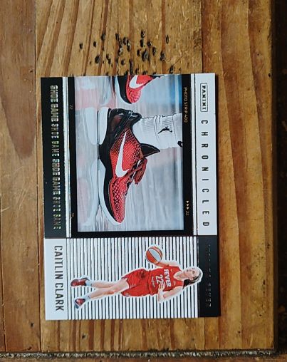 2025 Panini Chronicled #73 Caitlin Clark — front