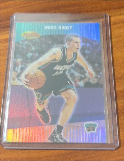 2000-01 Bowman's Best #17 Mike Bibby — front