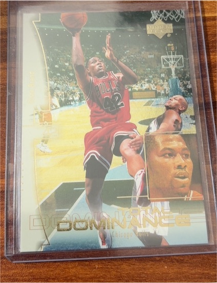 2000-01 Upper Deck Total Dominance #TD4 Elton Brand — front