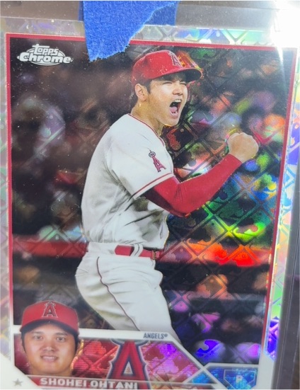 2023 Topps Chrome #17 Shohei Ohtani — front