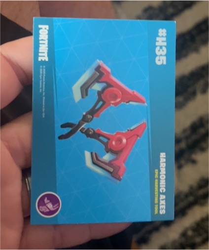 2020 Panini Fortnite Series 2 #H35 Harmonic Axes — front