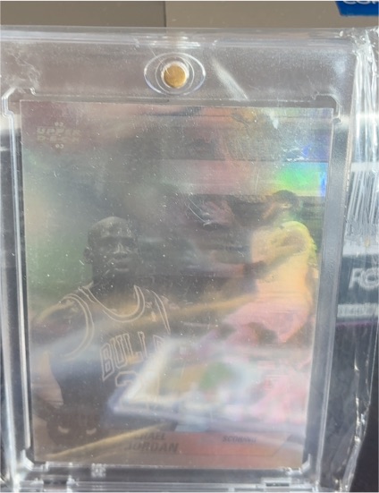 1992-93 Upper Deck Award Winners Holograms #AW9 Michael Jordan — front