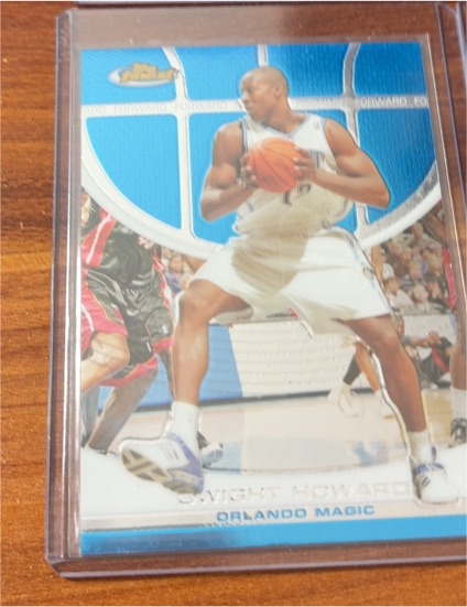 2005-06 Topps Finest #69 Dwight Howard — front