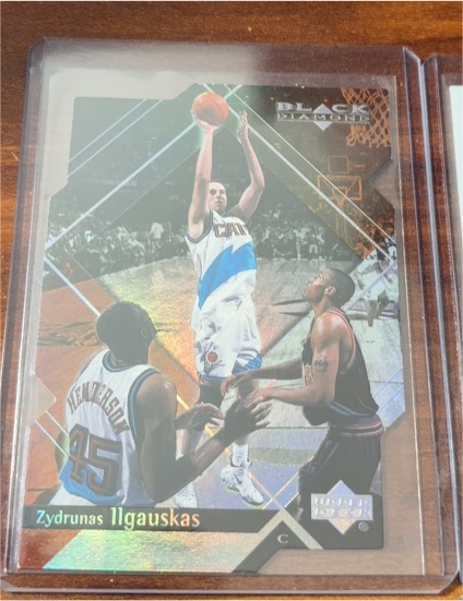 1999-00 Upper Deck Black Diamond #14 Zydrunas Ilgauskas — front