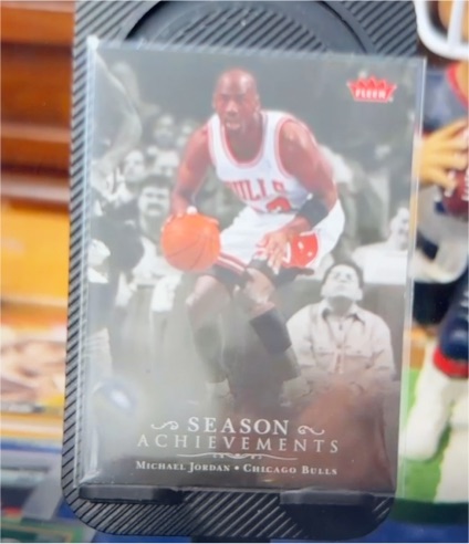 2007 Fleer #SH34 Michael Jordan Season Achievements — front