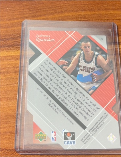 1998 Upper Deck #14 Zydrunas Ilgauskas — front