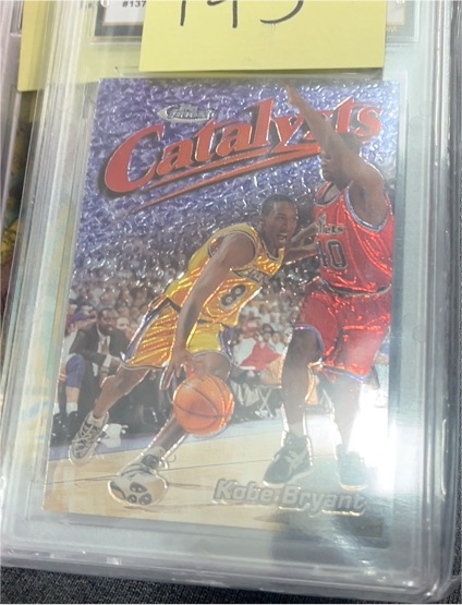 1997-98 Topps Finest #137 Kobe Bryant Catalysts — front