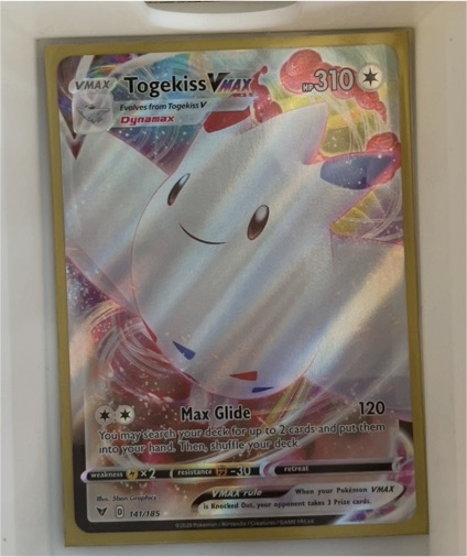 2020 Pokémon SWSH Vivid Voltage #141 Togekiss VMAX — front