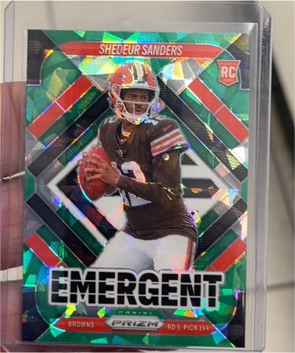 2025 Panini Prizm Emergent #17 Shedeur Sanders — front