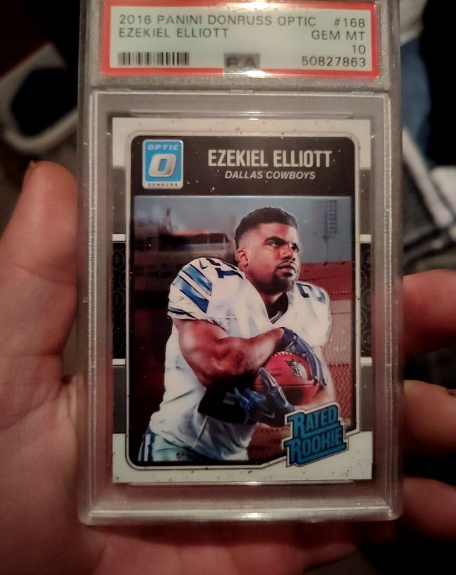2016 Panini Donruss Optic #168 Ezekiel Elliott — front