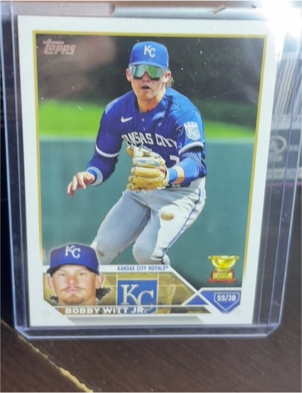 2023 Topps #7 Bobby Witt Jr. — front