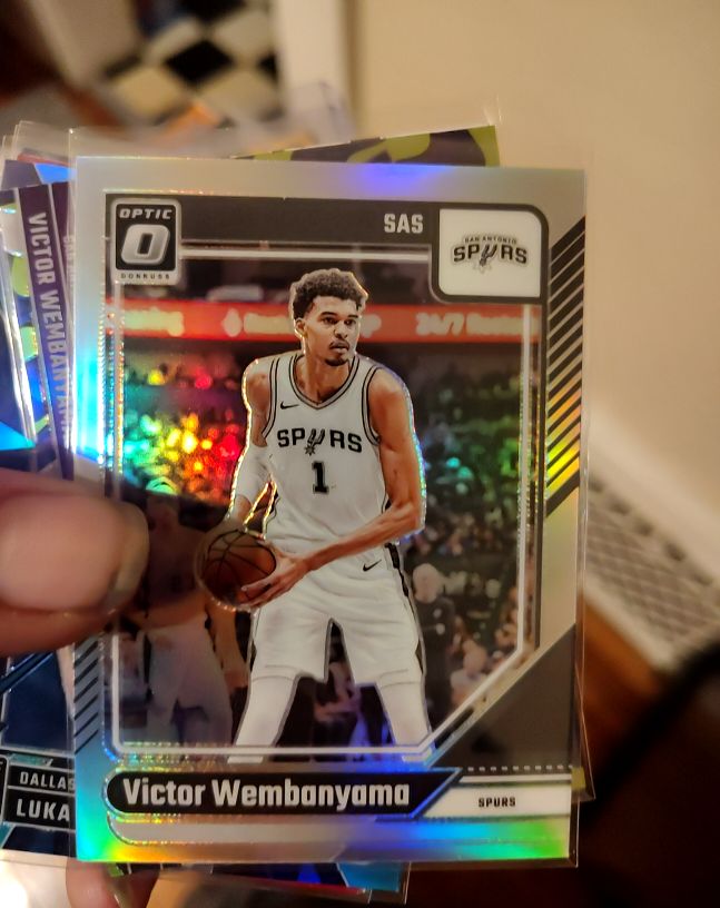 2024-25 Panini Donruss Optic #45 Victor Wembanyama — front