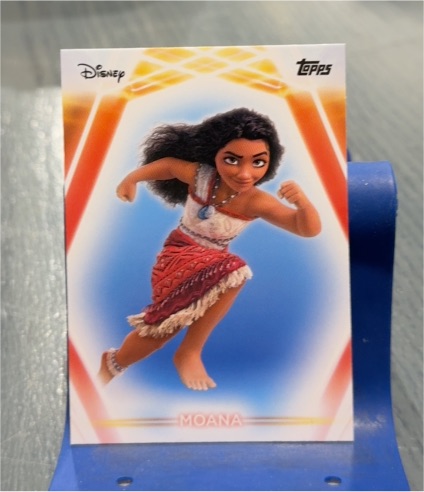 2026 Topps Disney Neon #21 Moana — front