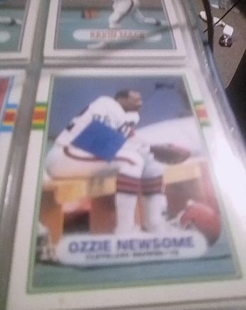 1989 Topps #151 Ozzie Newsome — front