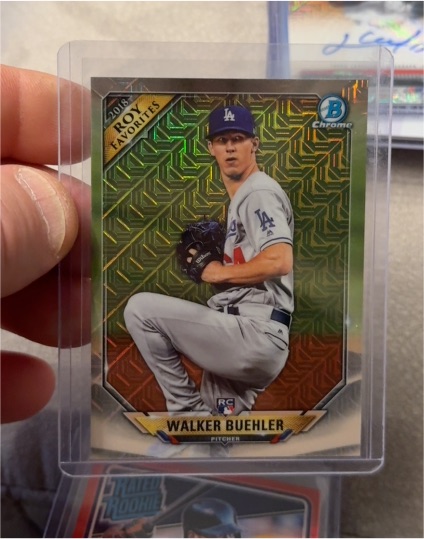 2018 Bowman Chrome #ROYF-WB Walker Buehler ROY Favorites Mojo Refractor — front