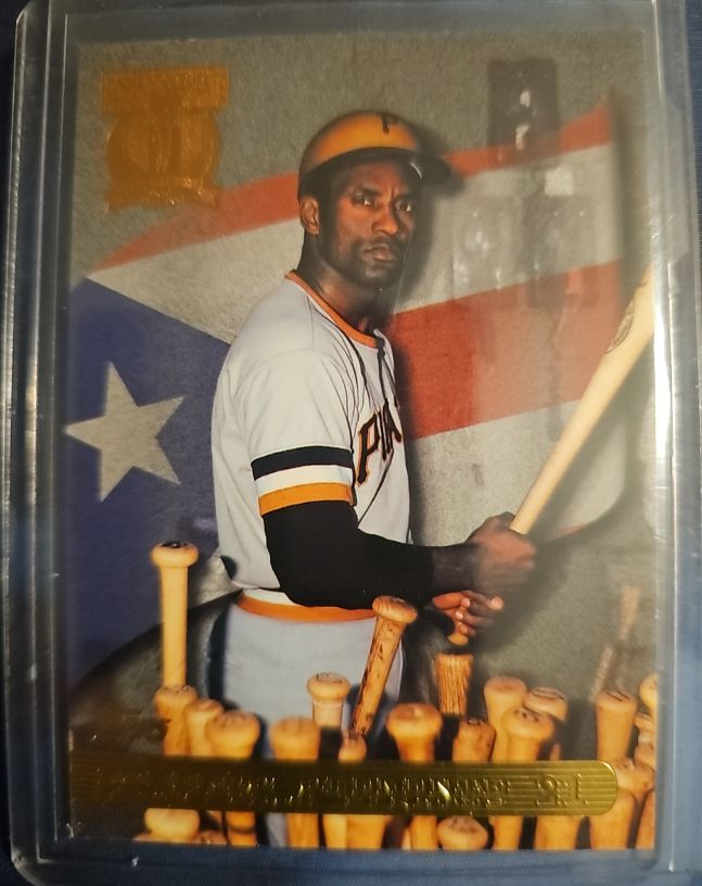 1997 Topps A Tribute to Roberto Clemente #RC1 — front
