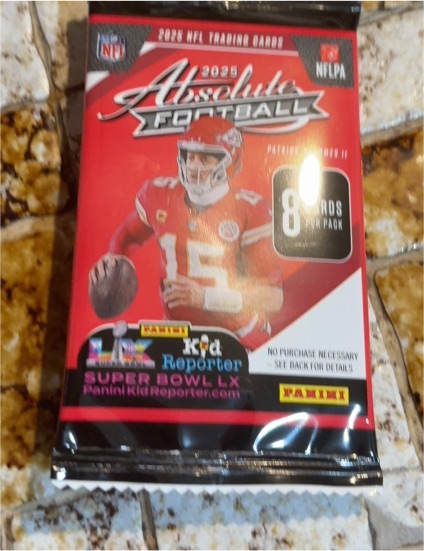 2025 Panini Absolute Football Retail Pack — front