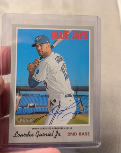 2019 Topps Heritage Real One Autographs #ROA-LGU Lourdes Gurriel Jr. — front
