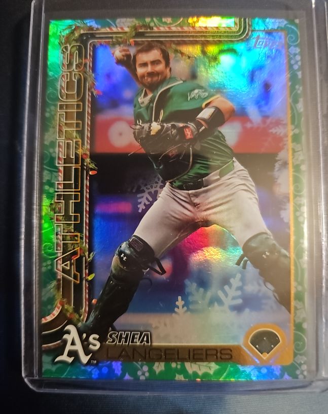 2025 Topps Holiday #H102 Shea Langeliers Gold Holiday Lights — front