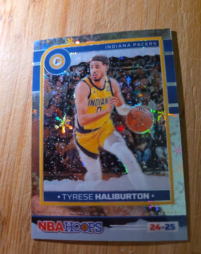 2024-25 Panini NBA Hoops #104 Tyrese Haliburton — front