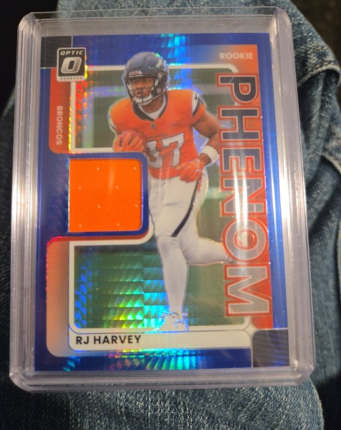 2025 Panini Donruss Optic #RPBH-RHY RJ Harvey Rookie Phenom Blue Hyper Patch — front