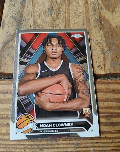2023-24 Topps Chrome #180 Noah Clowney Rookie Brooklyn Nets — front