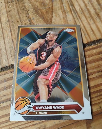 2023-24 Topps Chrome #154 Dwyane Wade — front