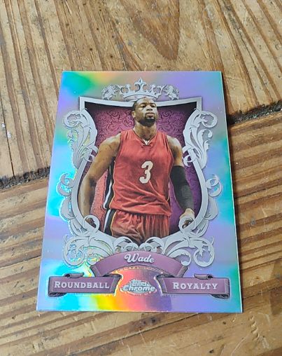 2023-24 Topps Chrome Roundball Royalty #RR-11 Dwyane Wade — front