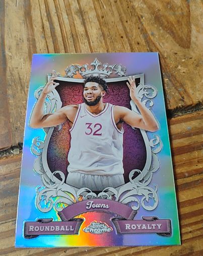 2023-24 Topps Chrome #RR-10 Karl-Anthony Towns Roundball Royalty — front