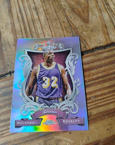 2023-24 Topps Chrome Roundball Royalty #RR-5 Magic Johnson — front