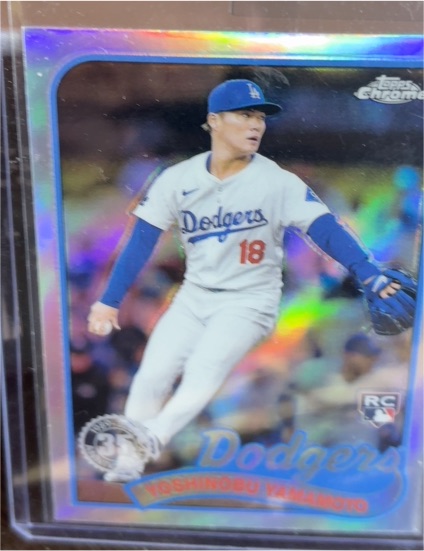 2024 Topps Chrome Update #89CU-5 Yoshinobu Yamamoto — front