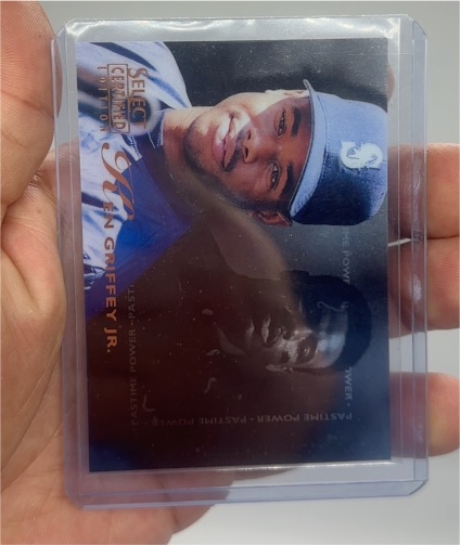 1996 Select Certified #136 Ken Griffey Jr. — front