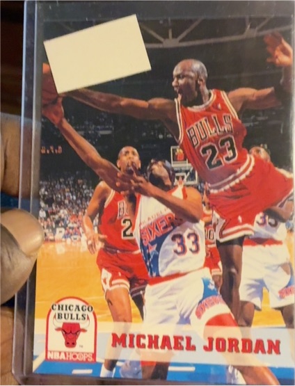 1993 SkyBox NBA Hoops #28 Michael Jordan — front