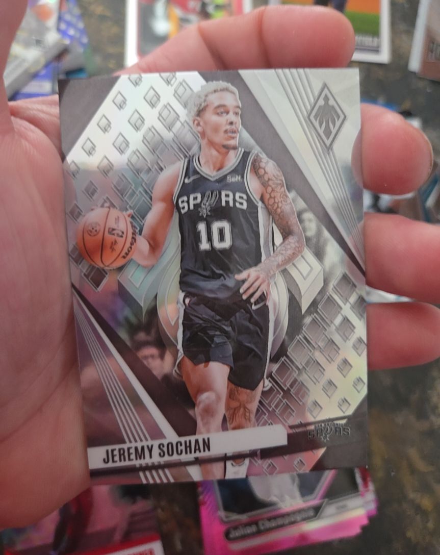 2023-24 Panini Phoenix #24 Jeremy Sochan — front