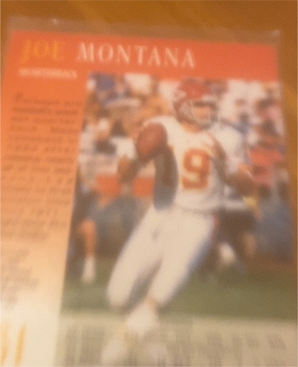 1990 Pro Set #2 Joe Montana — front