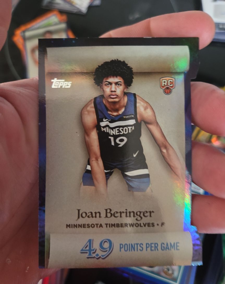 2025-26 Topps Holiday Making the Nice List #ML-17 Joan Beringer — front