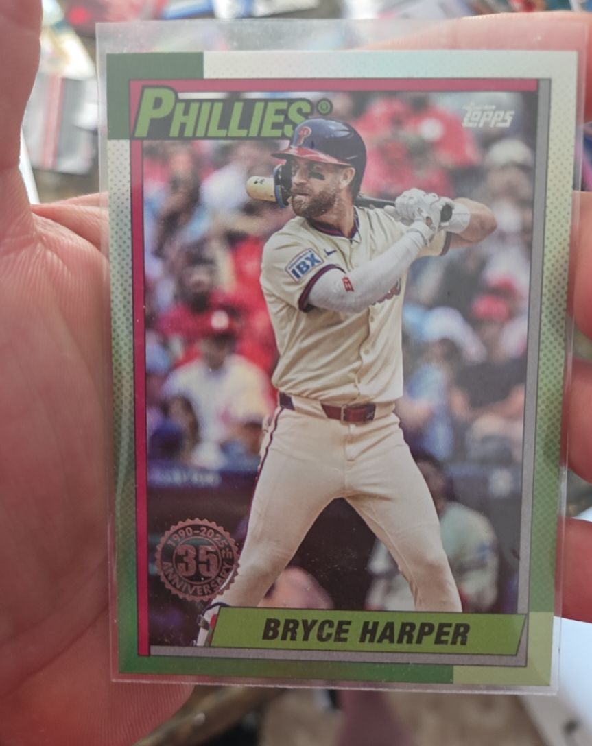 2025 Topps Update #U90-15 Bryce Harper — front
