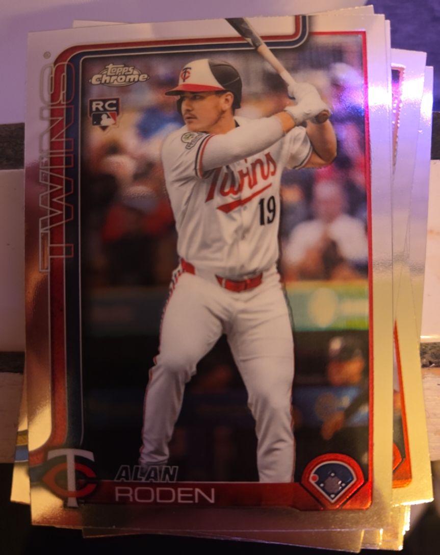 2025 Topps Chrome Update #USC41 Alan Roden — front