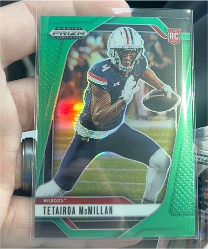 2025 Panini Prizm Draft Picks #8 Tetairoa McMillan Green Prizm — front