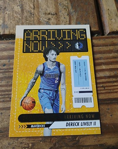 2023-24 Panini NBA Hoops #19 Dereck Lively II — front